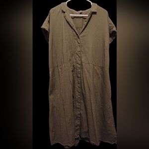 2X Olive Green Short-Sleeve Button Up Dress With POCKETS 😊
